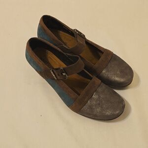 NAOT Dashing Pump Leather Mary Jane Heels Shoes Teal Brown 37/6-6.5 Hook & Loop